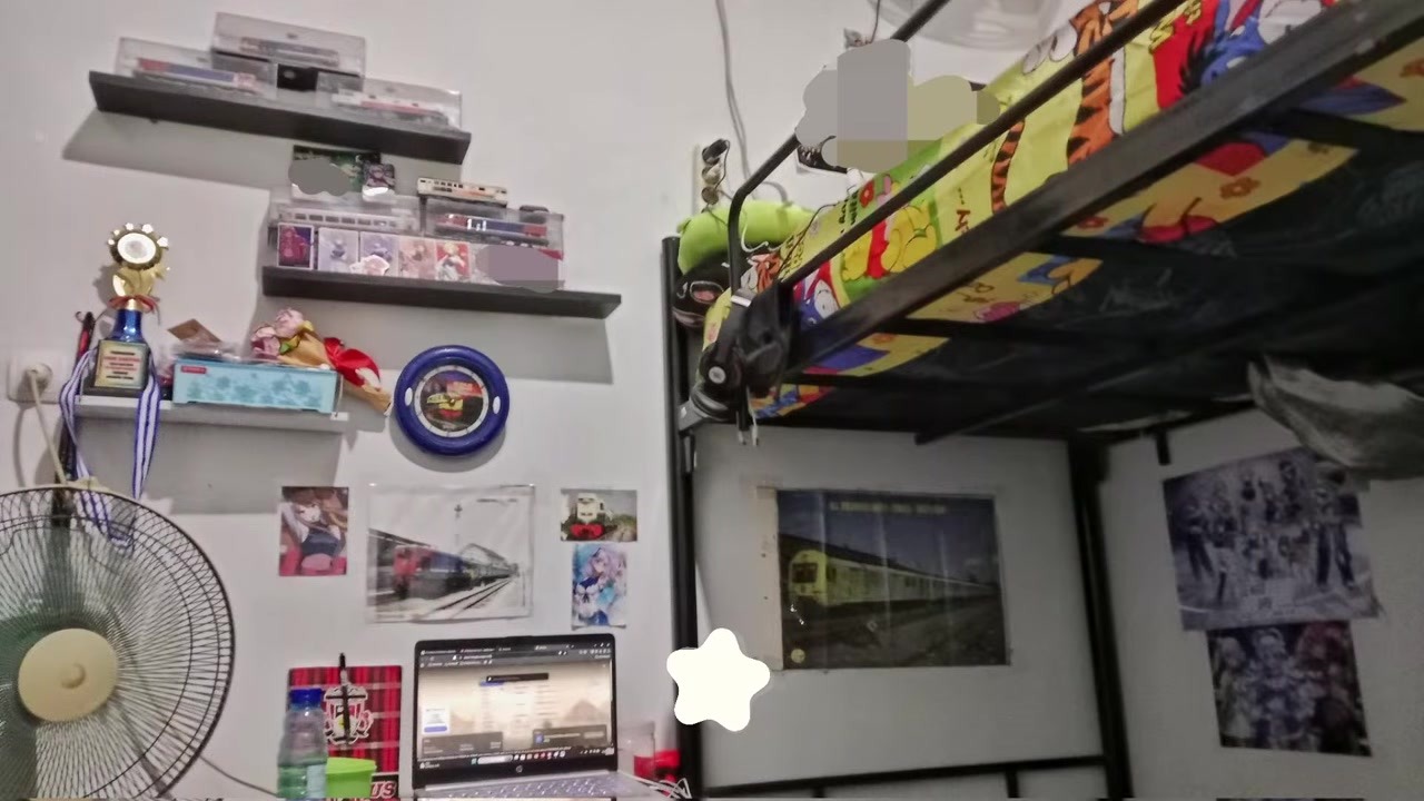 [Workspace Review] Risu turns a viewer's workplace photo into an impromptu ad & job post
